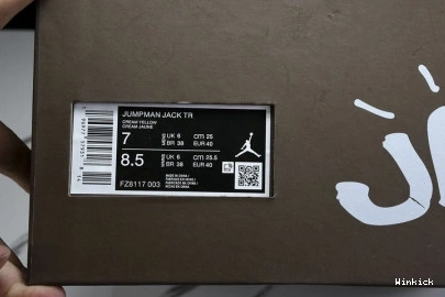 x Cut Check Scott FZ8117 003 The Jordan Travis 0811